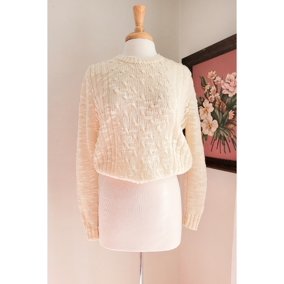 80s Ivory Pointelle Knit Crew Neck Long Sleeve Open Knit Neutral Vintage Sweater - Picture 3 of 14
